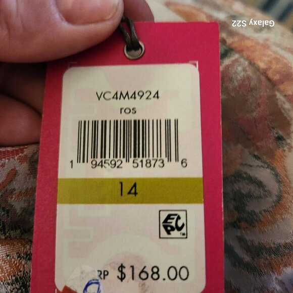 Vince Camuto Floral Cap Sleeve Pleated Dress. NWT. Size: various - Picture 15 of 15